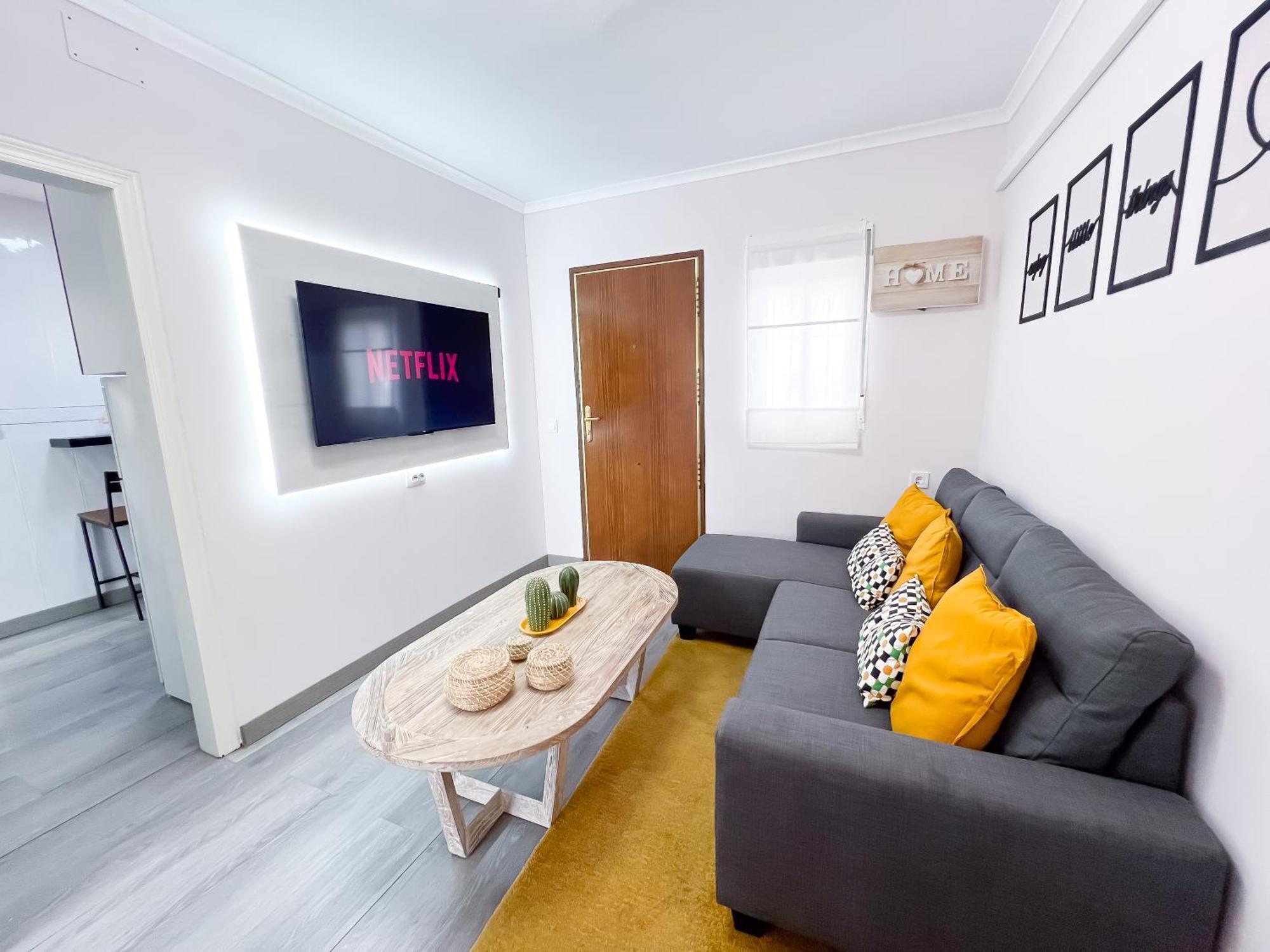 Apartment El Encanto Andaluz 200M From Fuengirola Beach エクステリア 写真